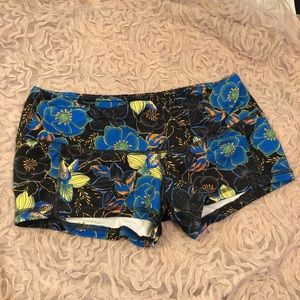 Fleo Shorts